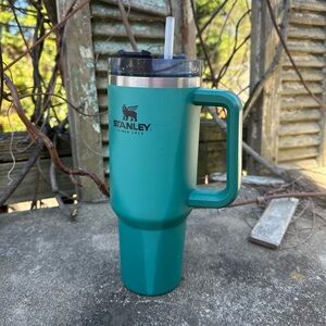 40 oz Stanley Tumbler
